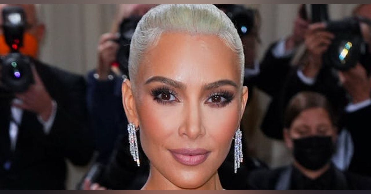 3 Kim Kardashian Stories, & a Diet Challenge