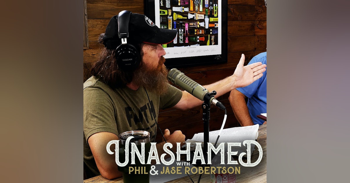 Ep 495 | Why Jase Was Told Not to Pray in School & Why God Is Three Persons