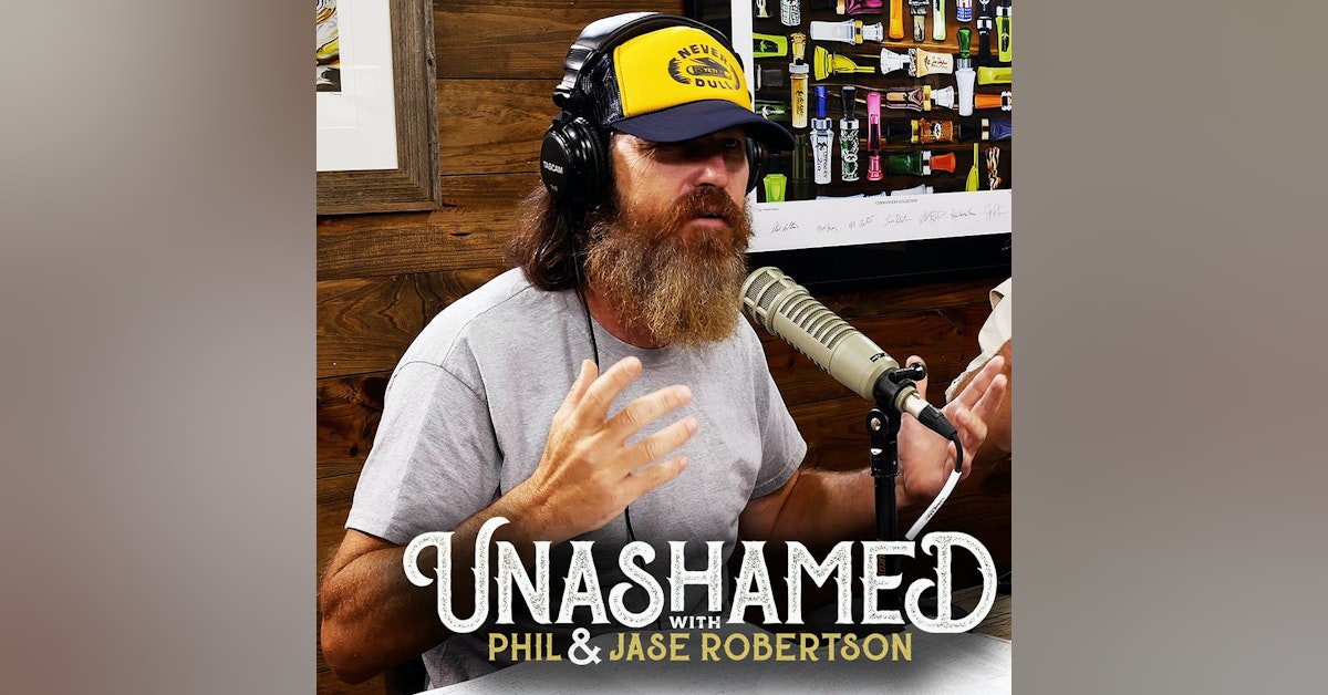 Ep 529 | Jase Tries for Baby Smiles with Different Songs & Missy's On-the-Nose Signs