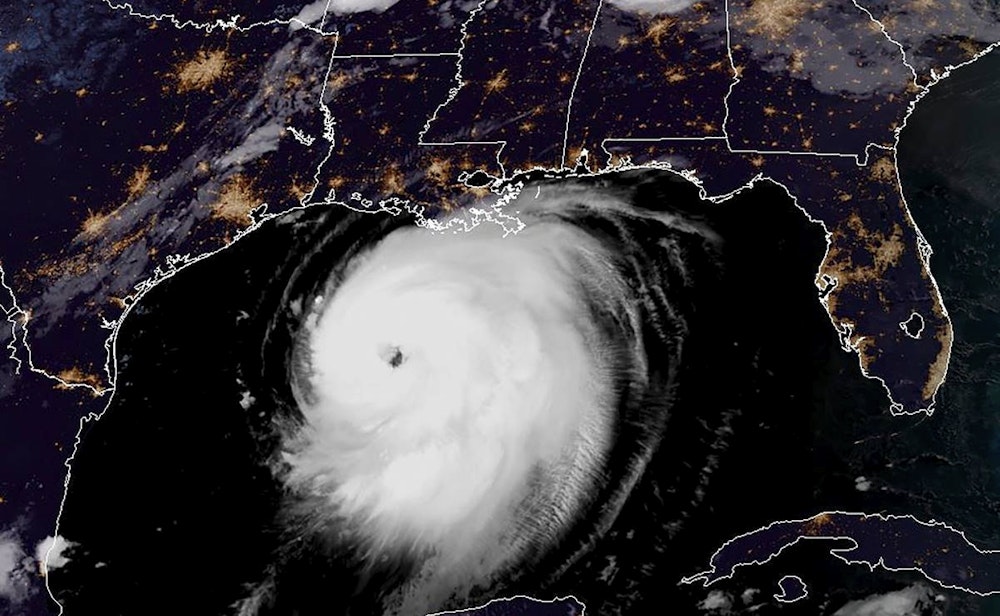Huracán Laura: la tormenta alcanza la categoría 3 mientras se dirige a las costas de Texas y Luisiana